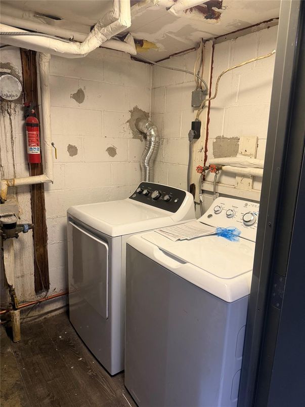 Interior, Washer