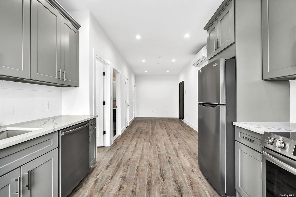 Interior, Kitchen, Recessed Lighting, Wood Texture Flooring