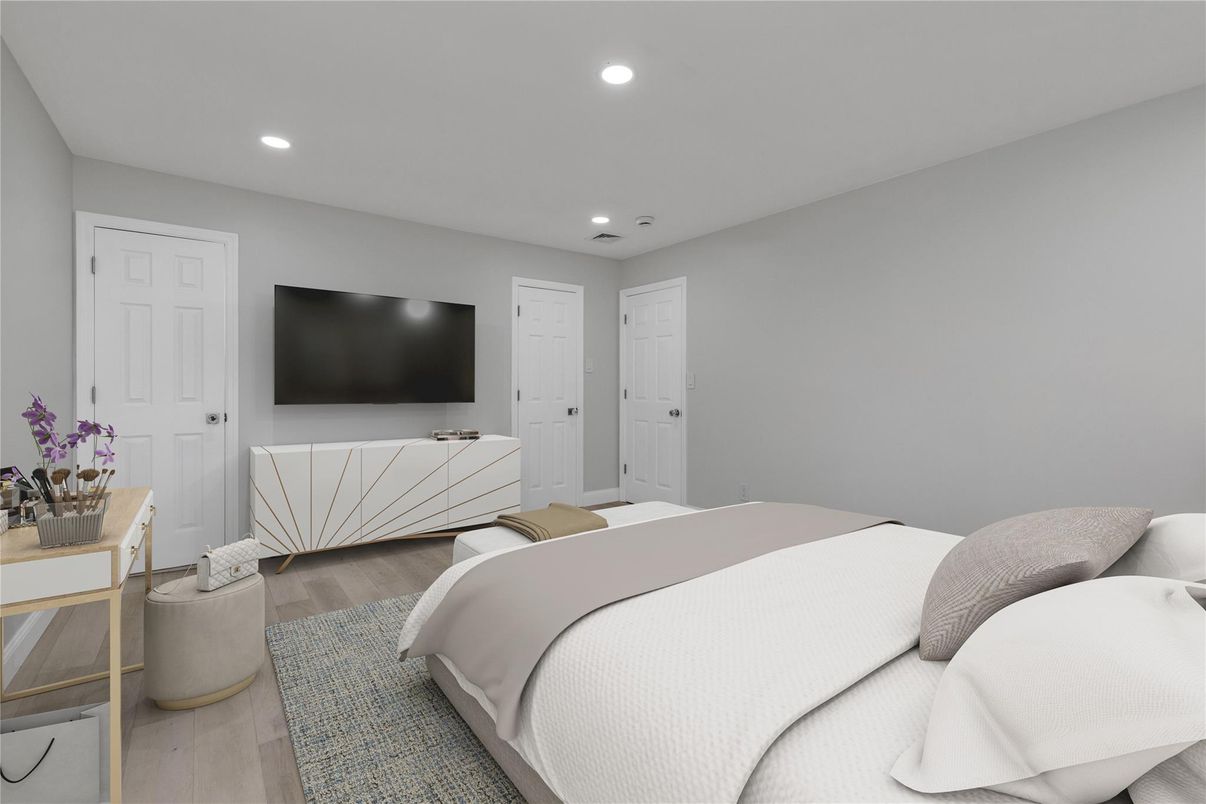 Bedroom, Interior, Recessed Lighting, Wood Texture Flooring