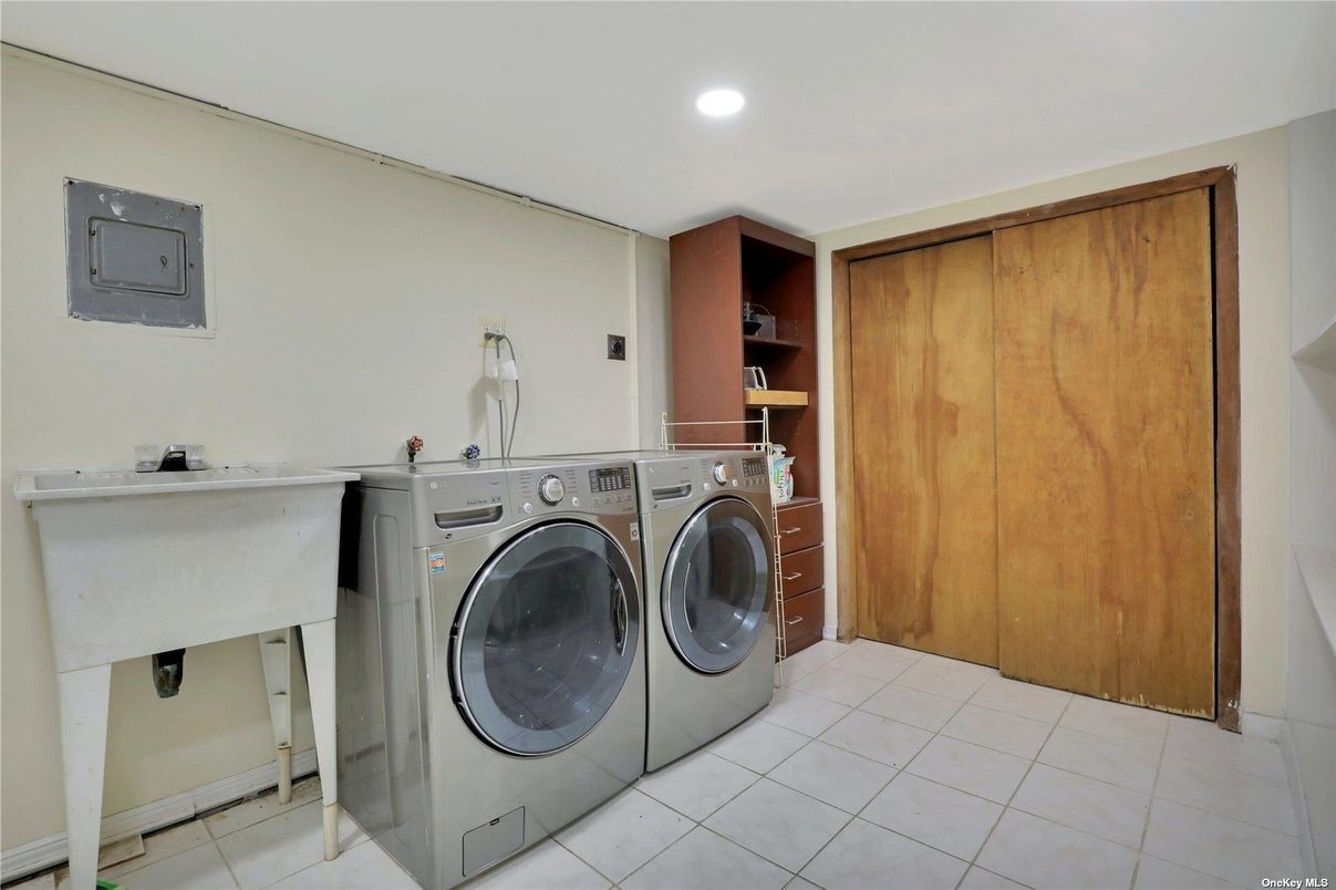 Interior, Recessed Lighting, Washer