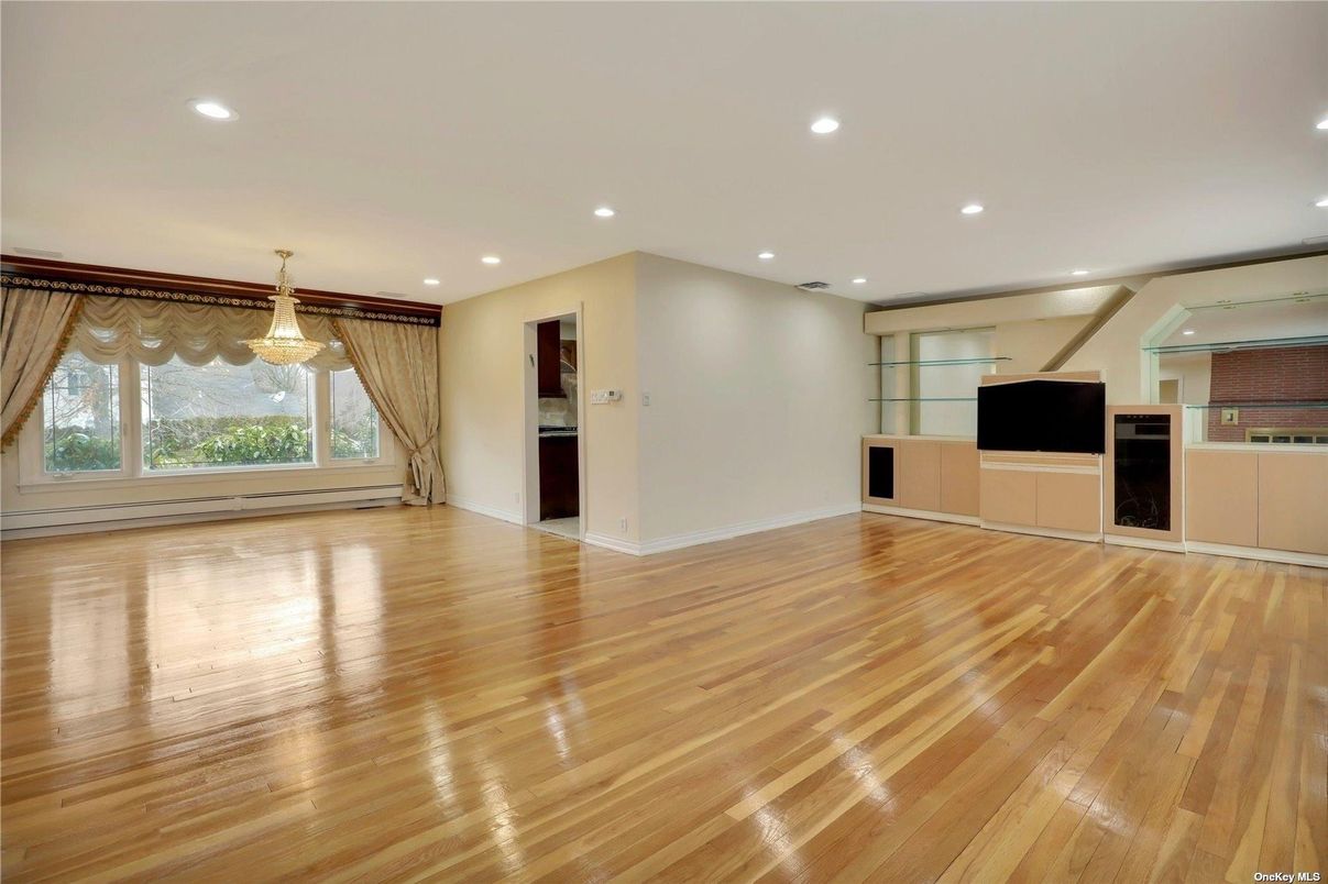Chandelier, Empty room, Interior, Recessed Lighting, Wood Texture Flooring