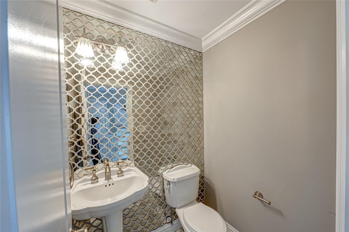 Bathroom, Interior