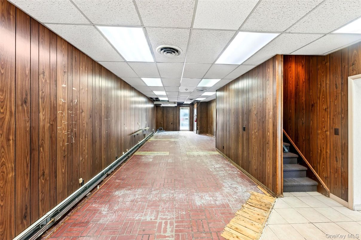 Interior, Wooden Walls