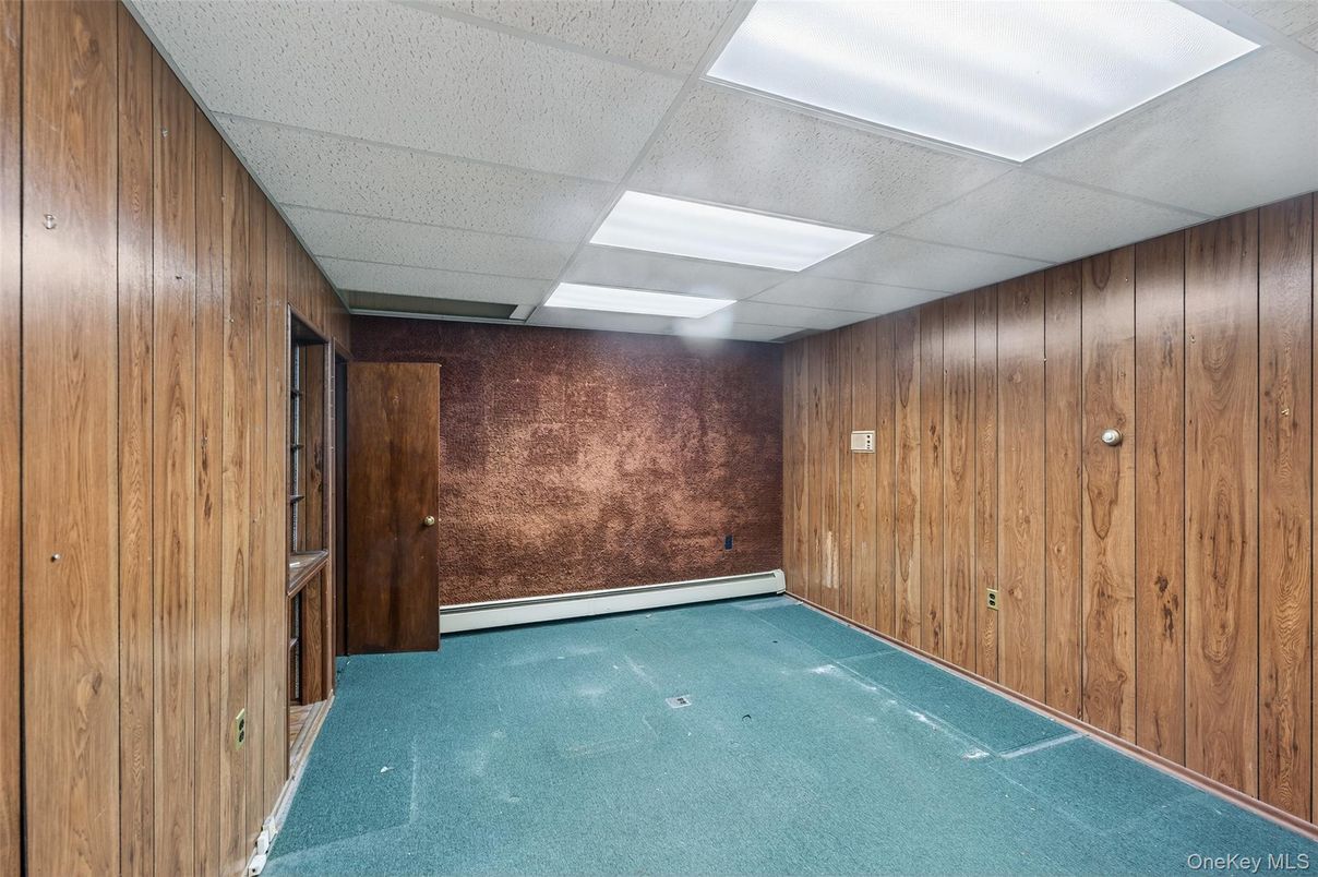 Empty room, Interior, Wooden Walls