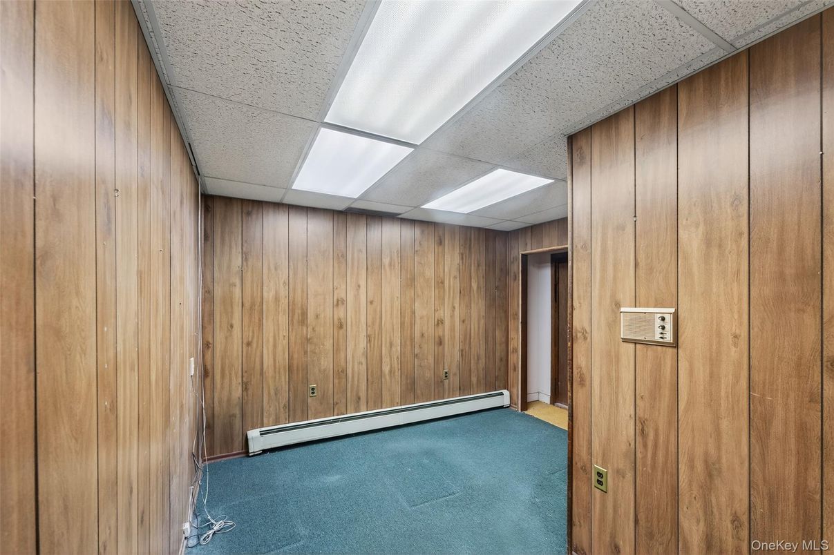 Empty room, Interior, Wooden Walls