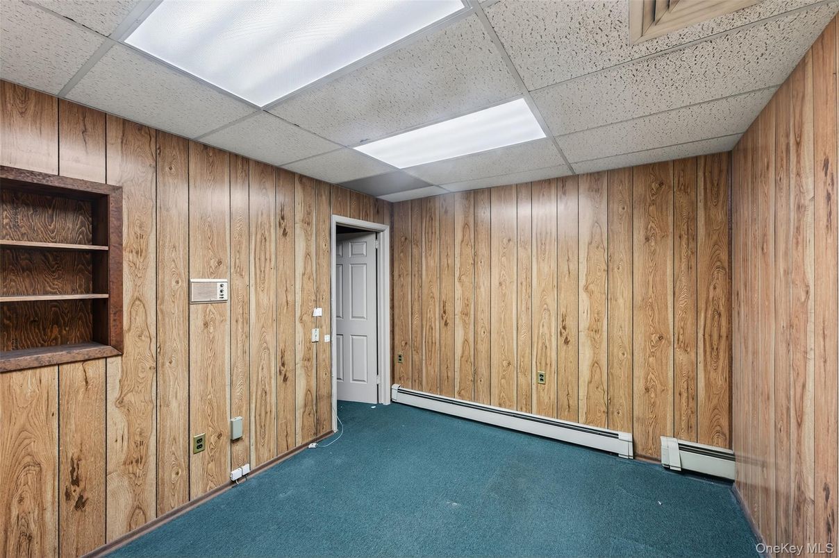 Empty room, Interior, Wooden Walls
