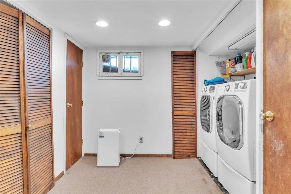 Interior, Recessed Lighting, Utility Closets, Washer