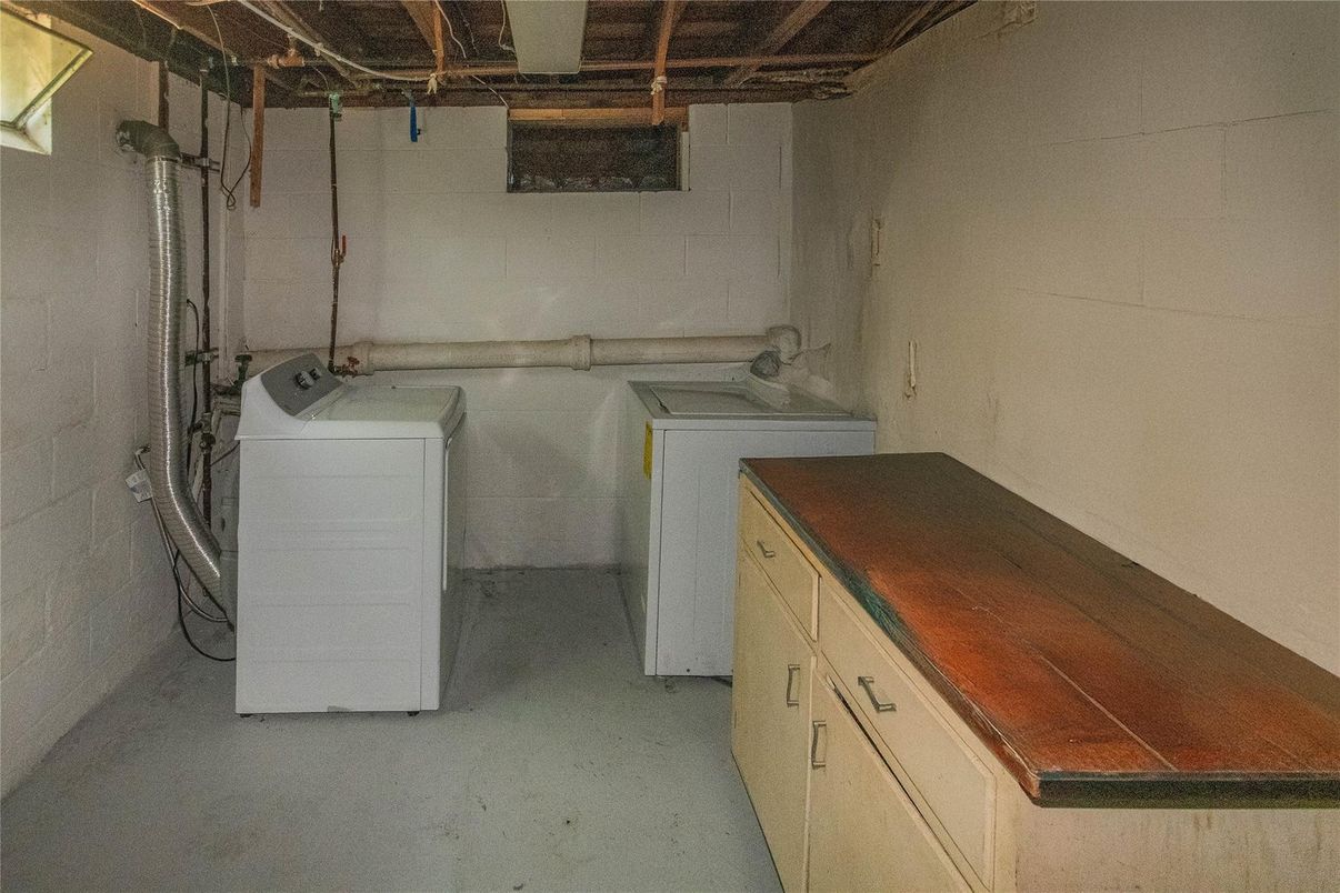 Interior, Washer