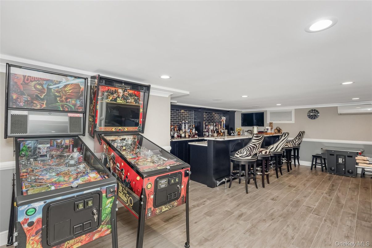 Game Room, Interior, Recessed Lighting, Wood Texture Flooring