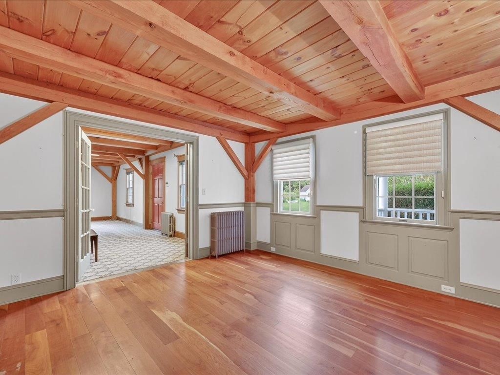 Empty room, Interior, Wooden Beams, Wooden Ceilings, Wood Texture Flooring