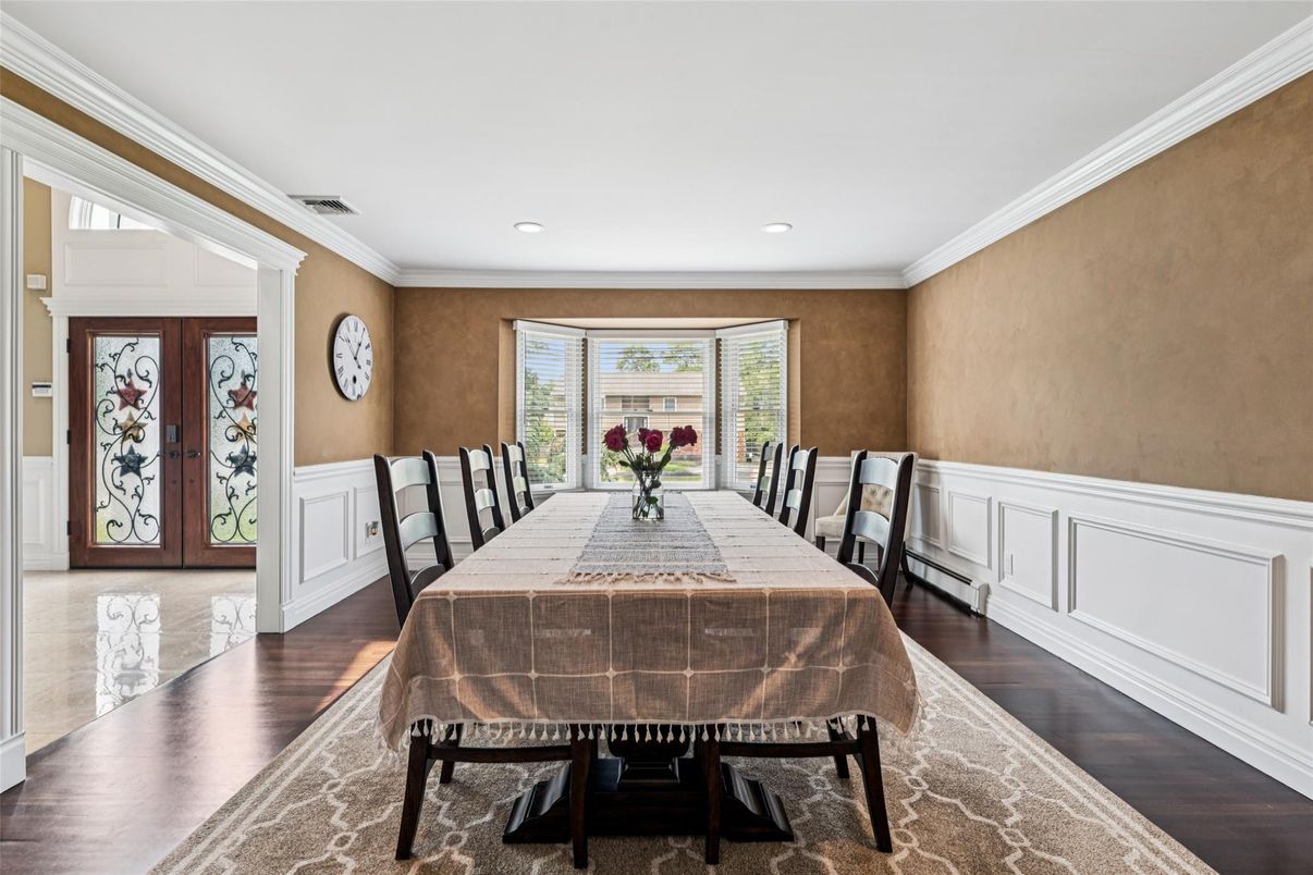 Dining room, Interior, Recessed Lighting, Wood Texture Flooring