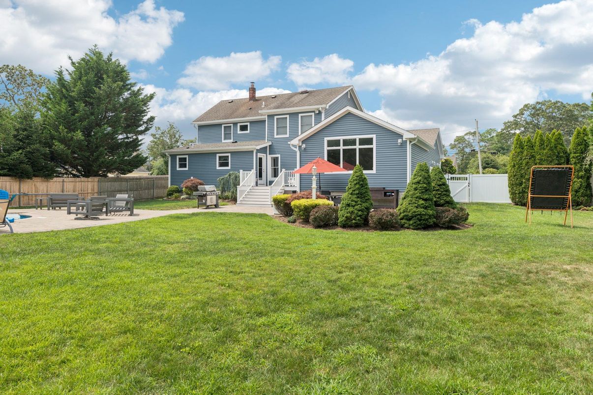 Backyard, Exterior, Playground