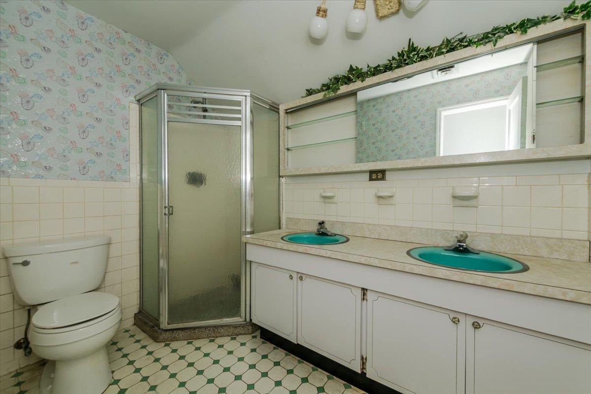 Bathroom, Dual Sink Vanities, Glass Shower, Interior
