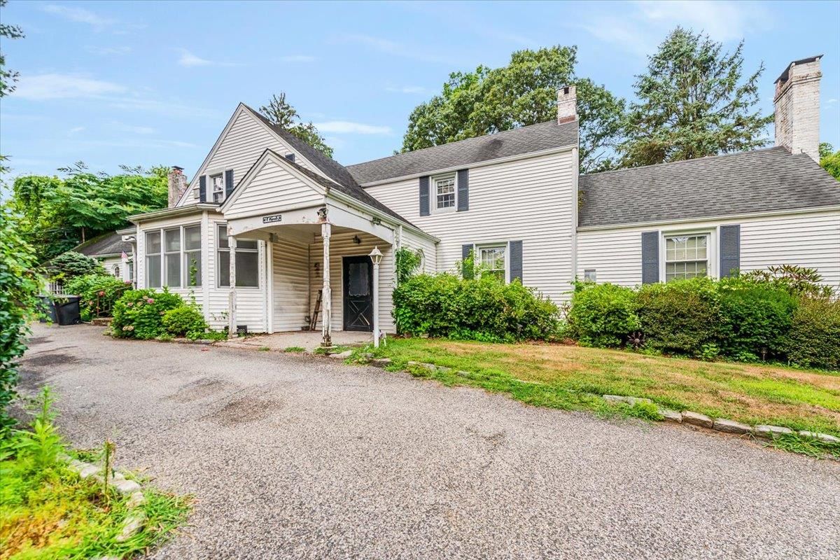 Backyard, Exterior, Facade, Cape Cod