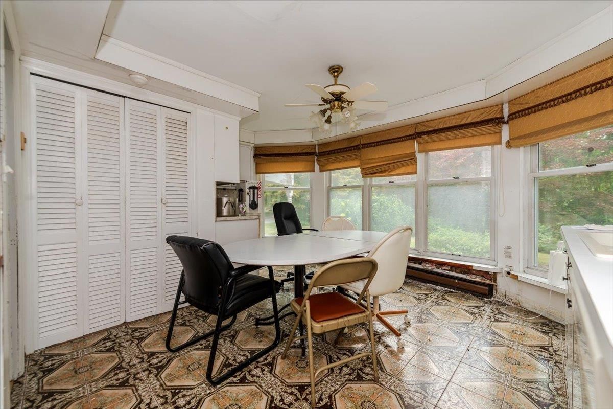 Dining room, Interior, Sun Room