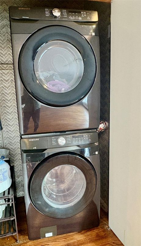 Interior, Utility Closets, Washer