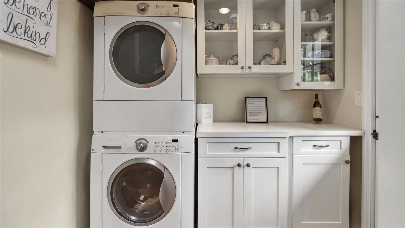 Interior, Utility Closets, Washer