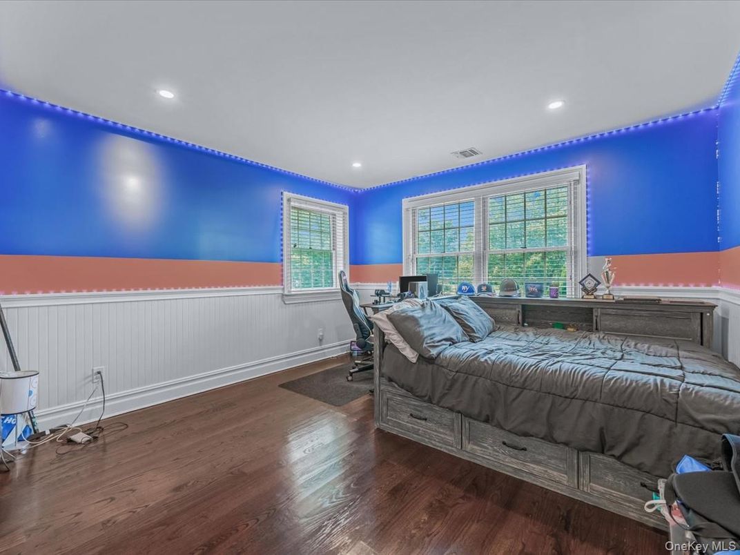Bedroom, Home Office, Interior, Recessed Lighting, Wood Texture Flooring