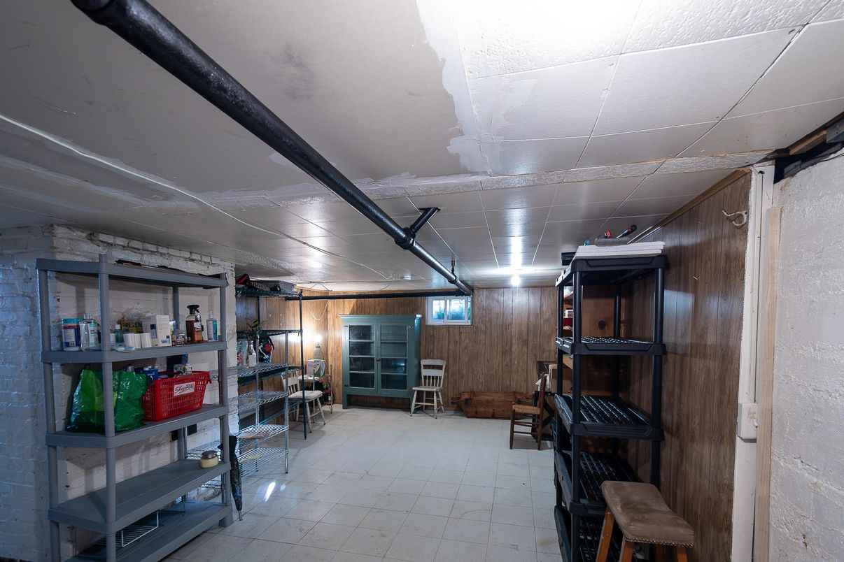 Interior, Wooden Walls