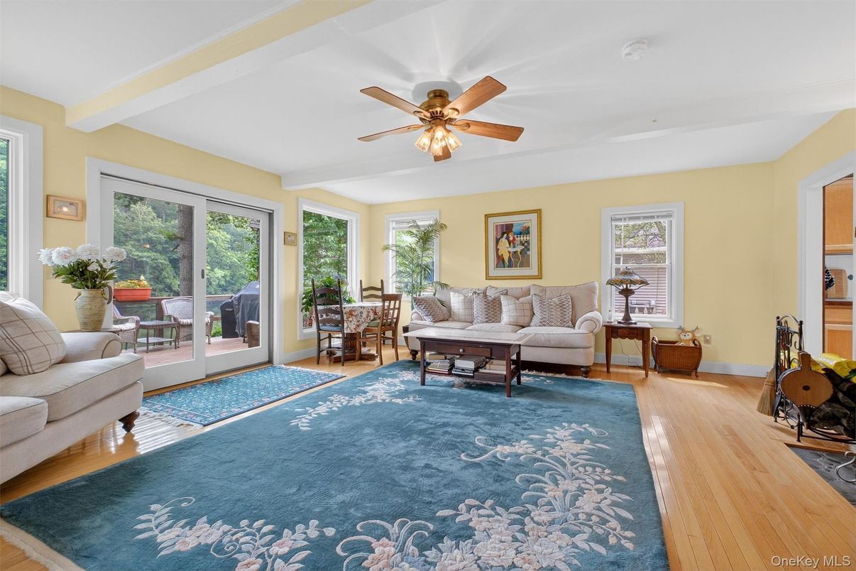 Dining room, Interior, Living room, Wood Texture Flooring