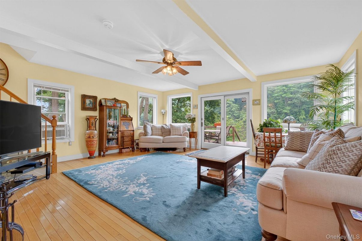Dining room, Interior, Living room, Wood Texture Flooring