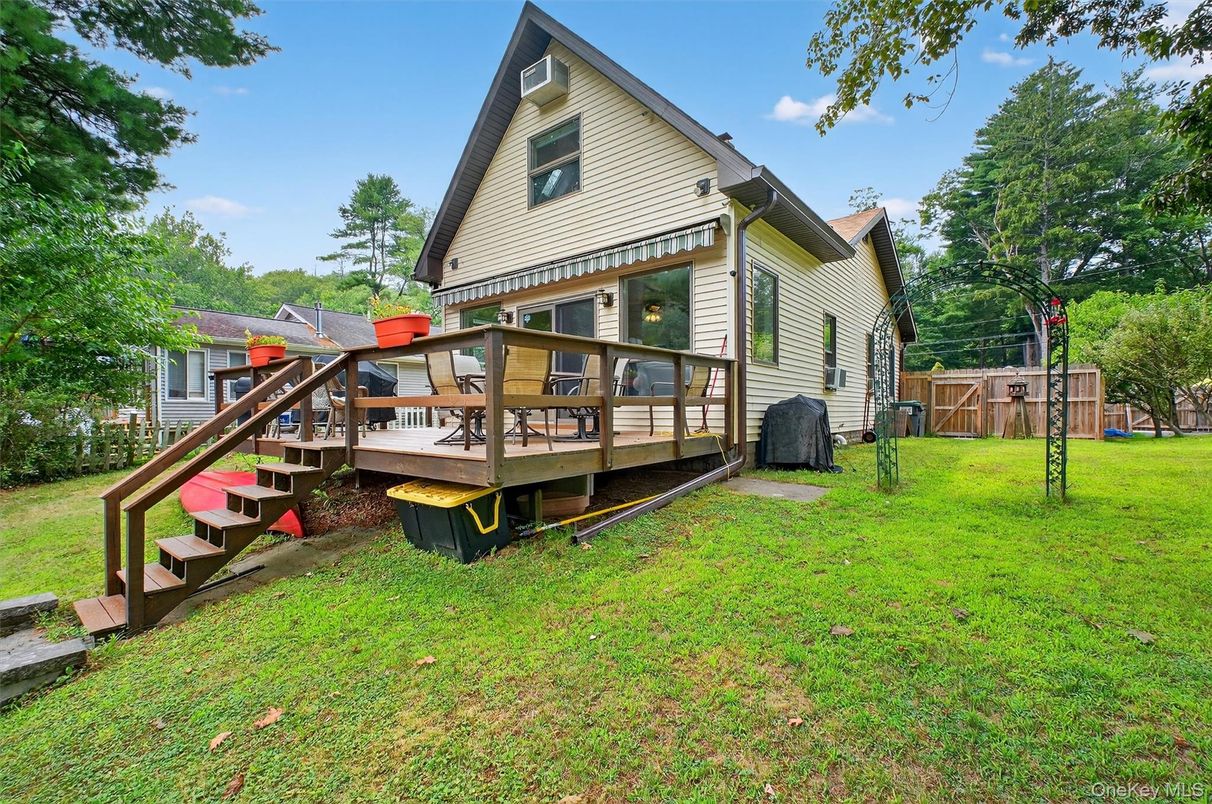 Backyard, Exterior, Playground