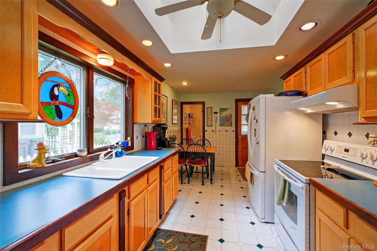 Interior, Kitchen, Recessed Lighting