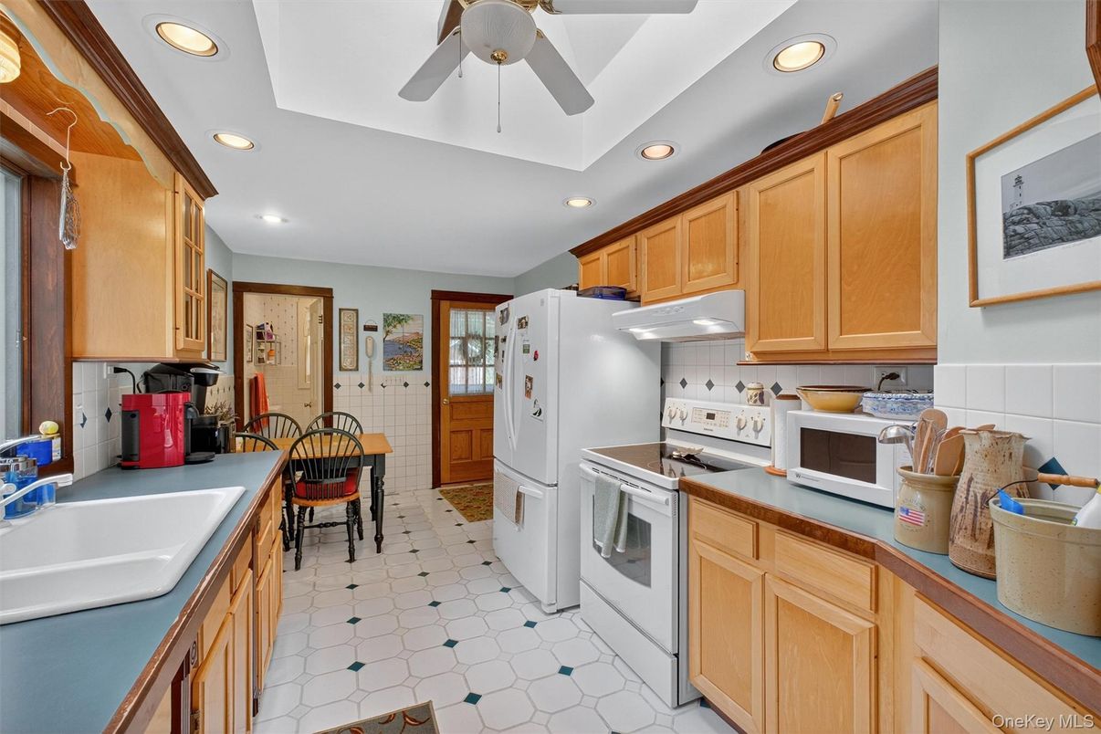 Interior, Kitchen, Recessed Lighting