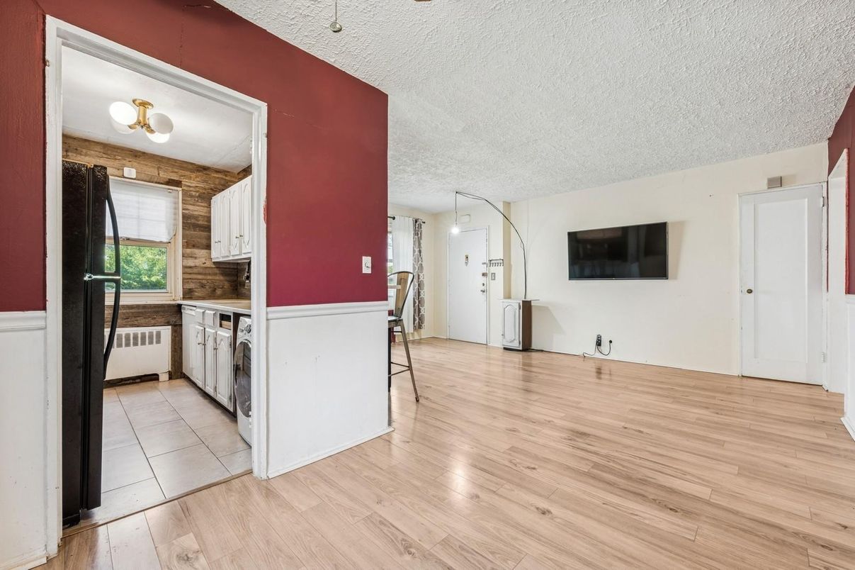 Interior, Kitchen, Wood Texture Flooring