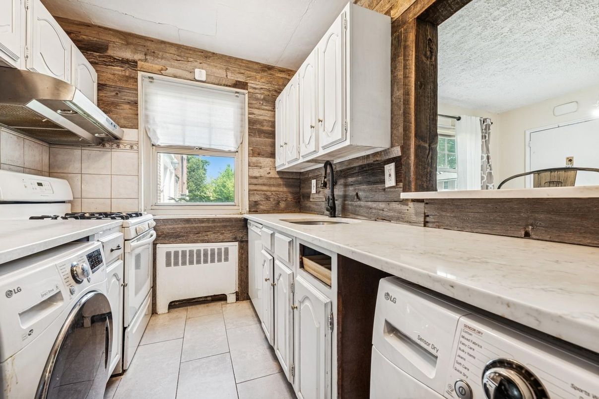 Interior, Kitchen, Washer, Wooden Walls