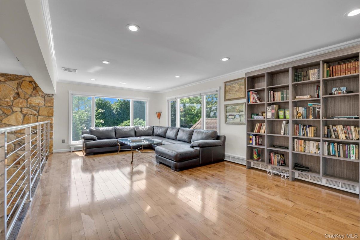 Interior, Living room, Recessed Lighting, Stone Walls, Wood Texture Flooring