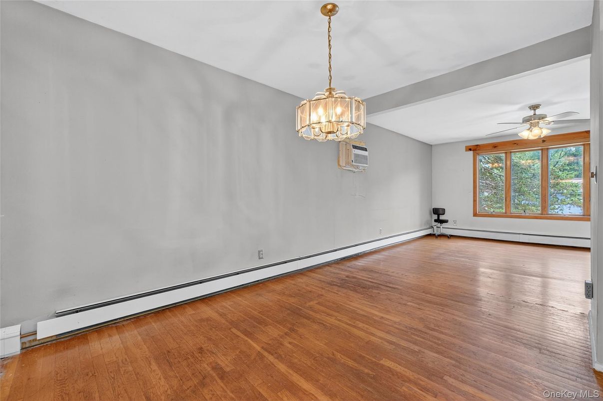 Chandelier, Empty room, Interior, Wood Texture Flooring
