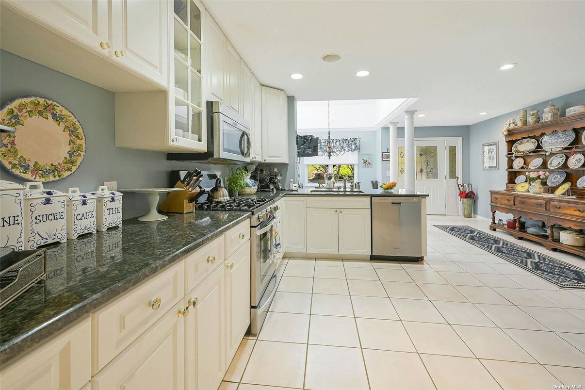Interior, Kitchen, Recessed Lighting