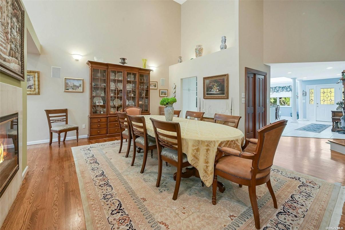 Dining room, Fireplace, Interior, Recessed Lighting, Wood Texture Flooring