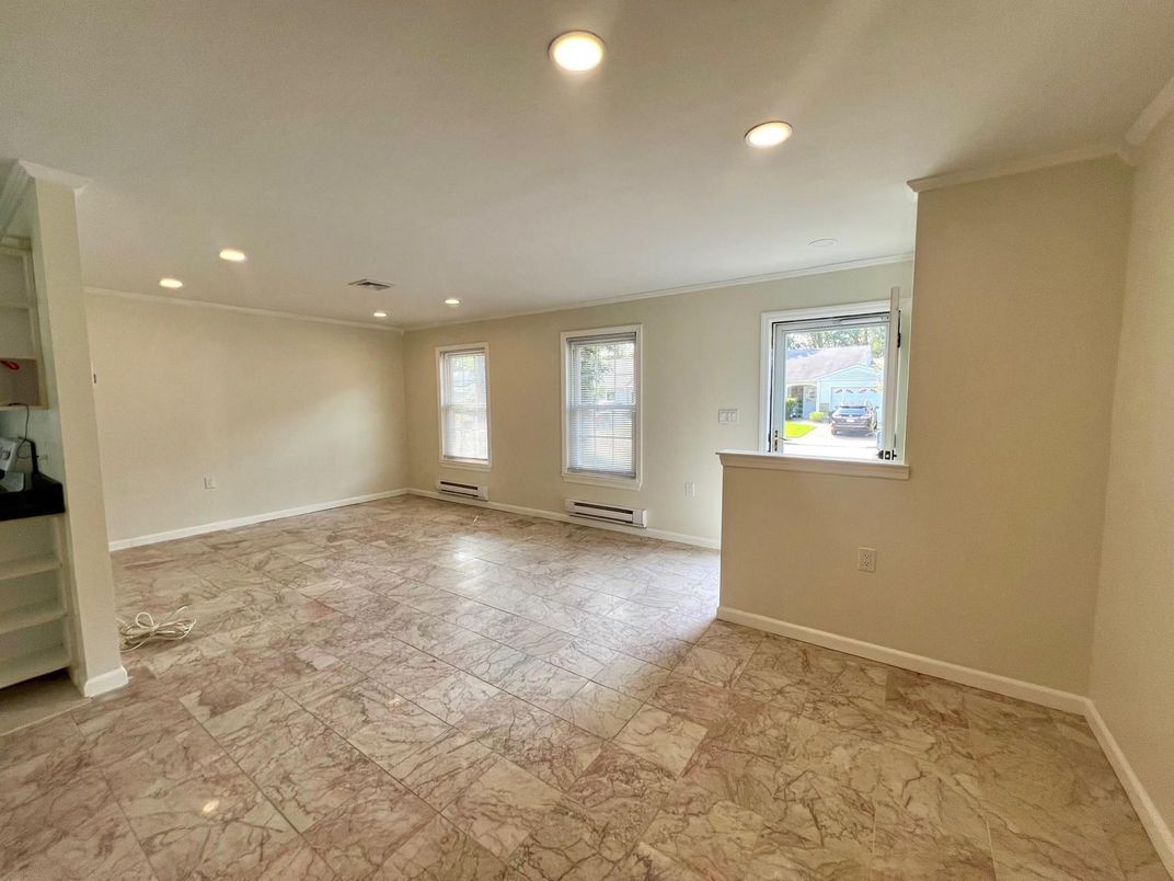Empty room, Interior, Marble, Recessed Lighting