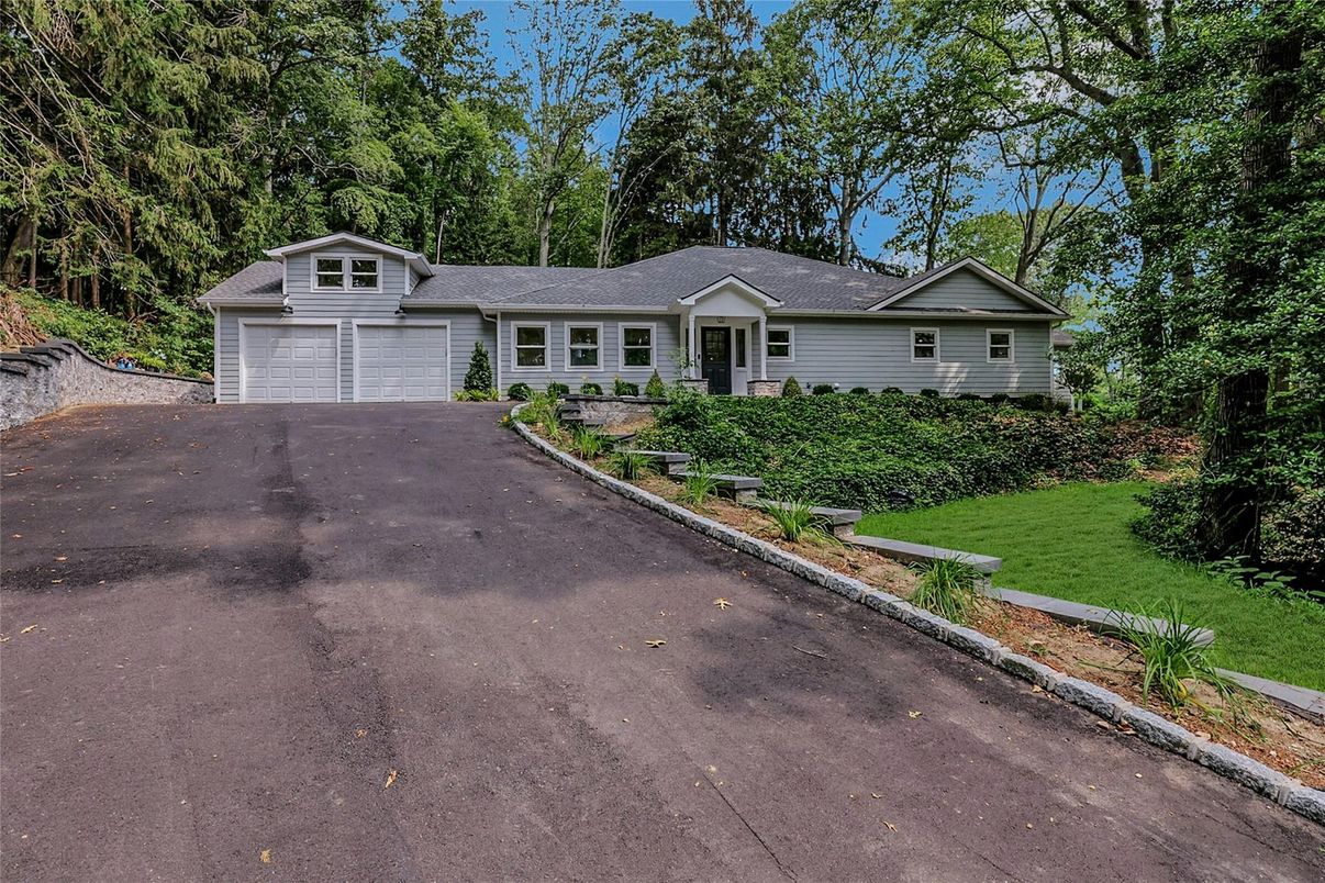 Attached, Backyard, Exterior, Facade, Ranch