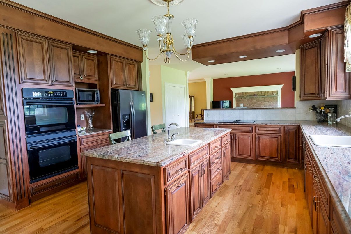 Chandelier, Interior, Kitchen, Recessed Lighting, Wood Texture Flooring