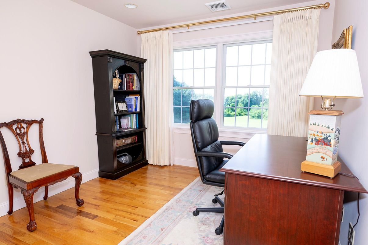 Home Office, Interior, Recessed Lighting, Wood Texture Flooring
