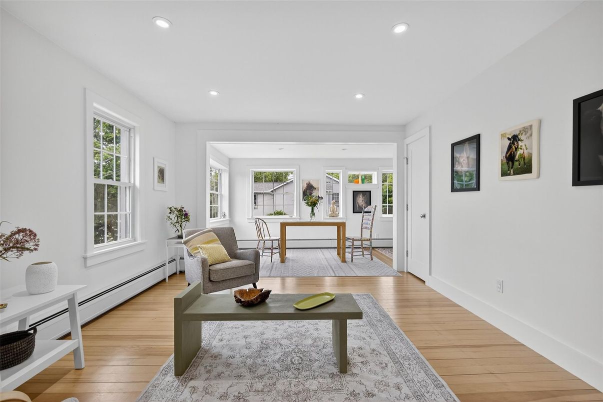 Home Office, Interior, Living room, Recessed Lighting, Wood Texture Flooring