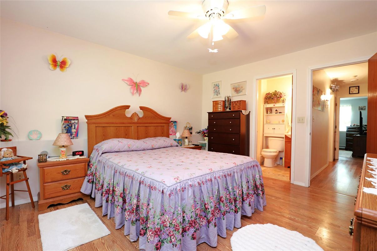 Bathroom, Bedroom, Interior, Wood Texture Flooring