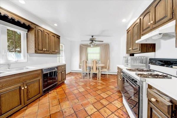 Dining room, Interior, Kitchen, Recessed Lighting