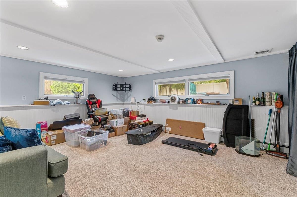 Fitness Equipment, Interior, Living room, Recessed Lighting