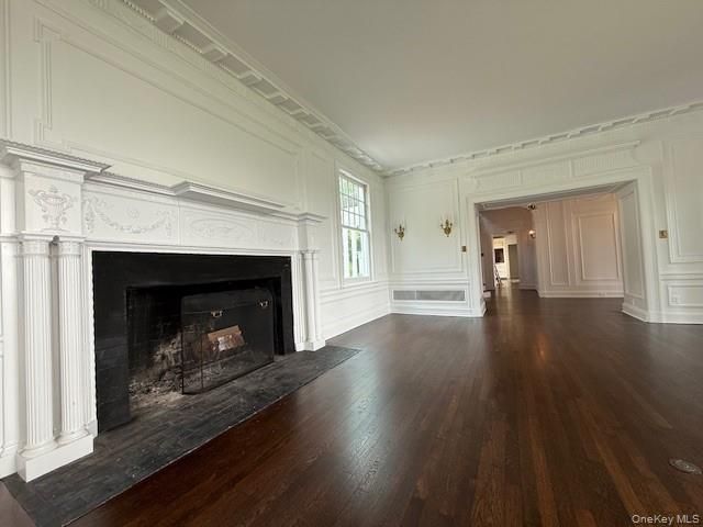 Empty room, Fireplace, Interior, Wood Texture Flooring