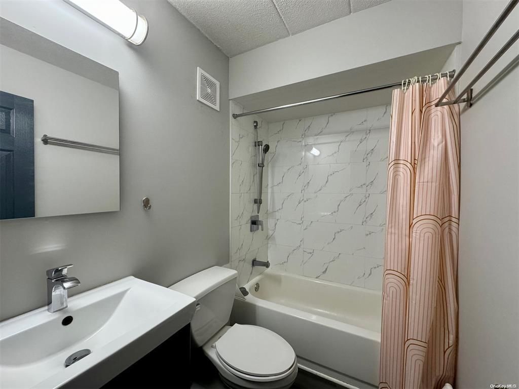Bathroom, Interior, Marble Walls
