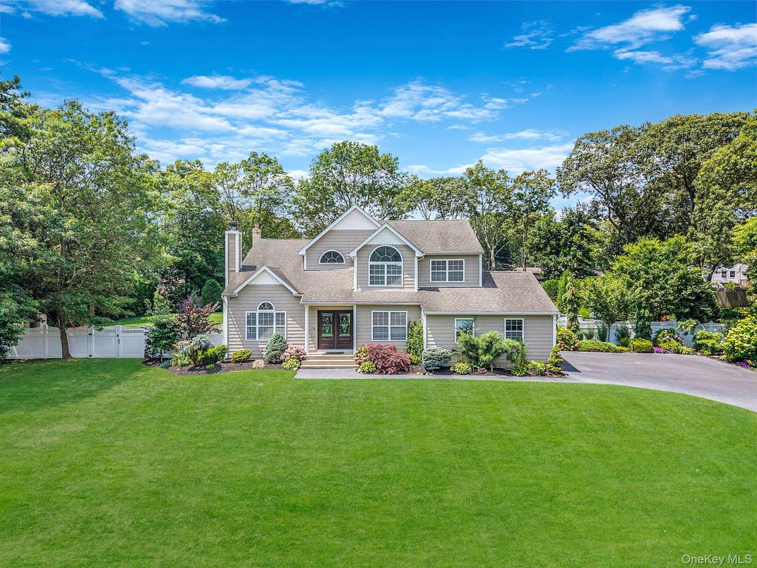 Backyard, Exterior, Facade, Farmhouse