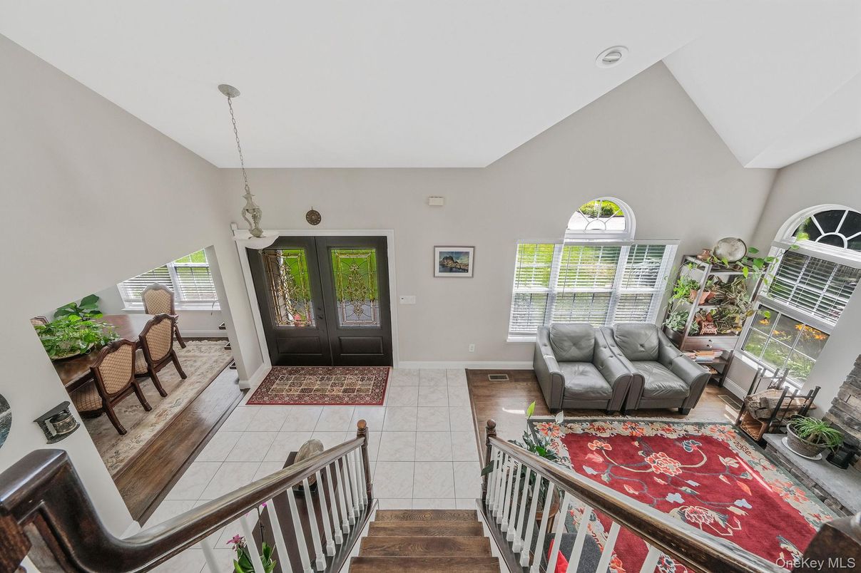 Interior, Living room, Pendant Lights, Recessed Lighting, Wood Texture Flooring