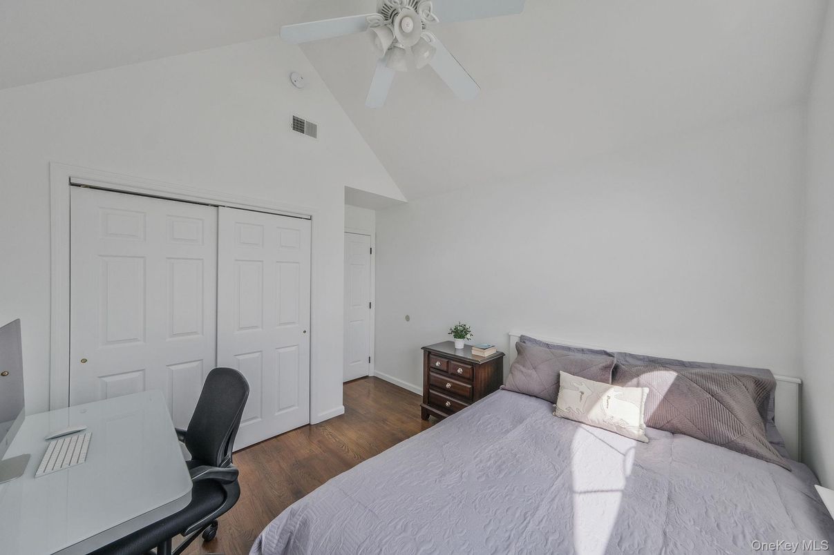 Bedroom, Home Office, Interior, Wood Texture Flooring