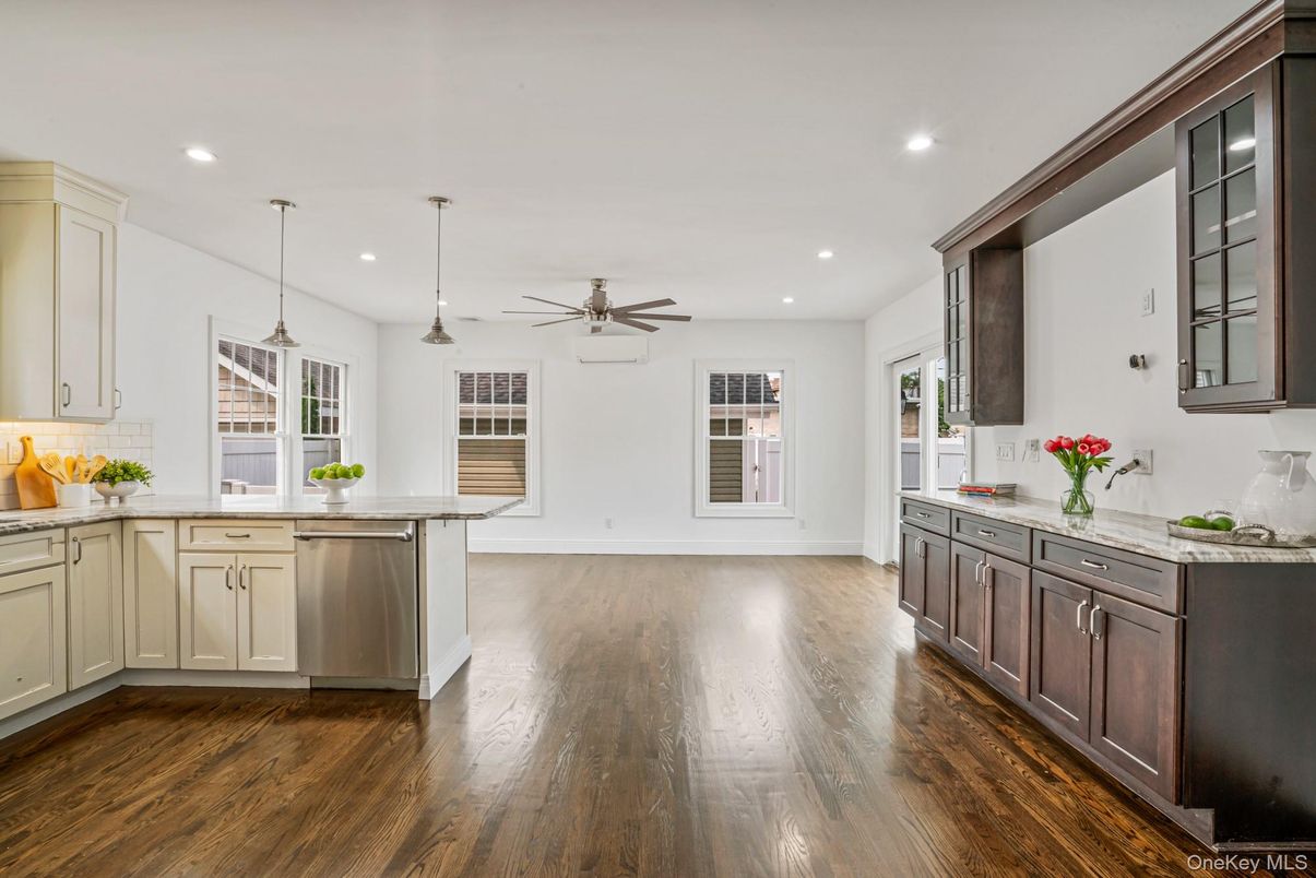Interior, Kitchen, Pendant Lights, Recessed Lighting, Wood Texture Flooring