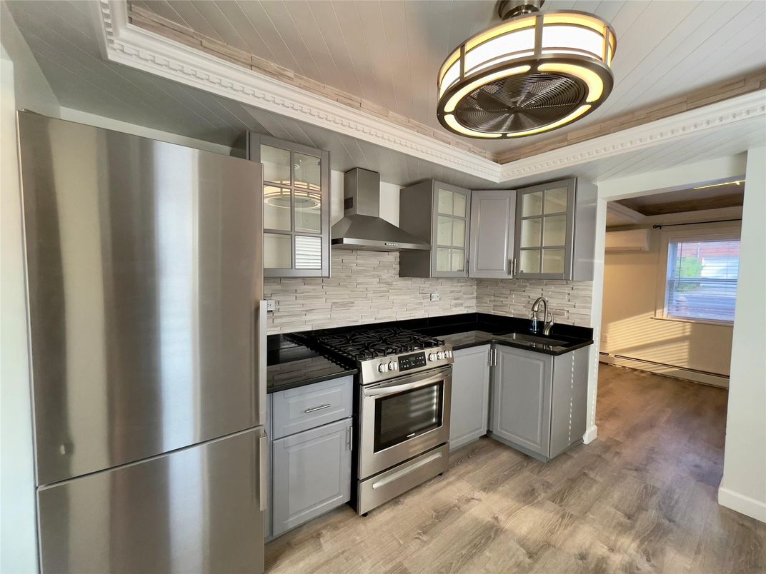 Interior, Kitchen, Stainless Steel Appliances, Wood Texture Flooring