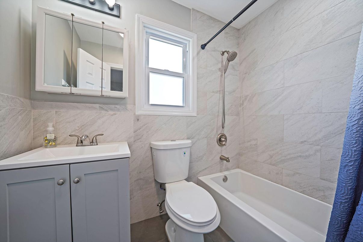 Bathroom, Interior, Marble Walls